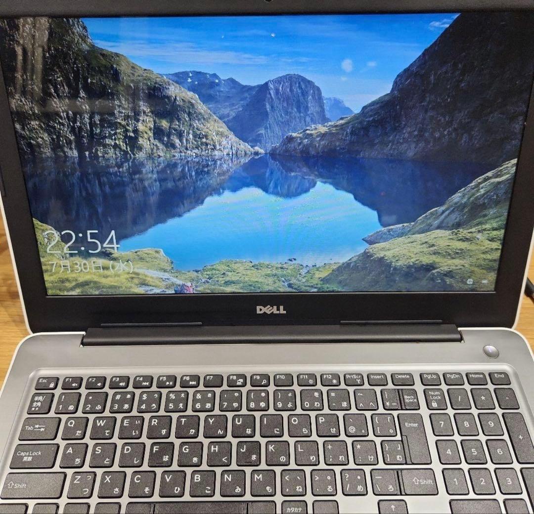 Dell Inspiron 15 5000シリーズ ノートPC