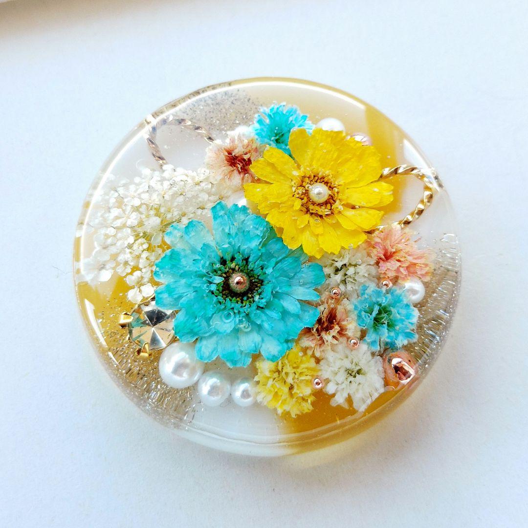 【1252】レジン　マトリカリア　ヘアゴム　ポニーフック　ブロ―チ　ハンドメイド