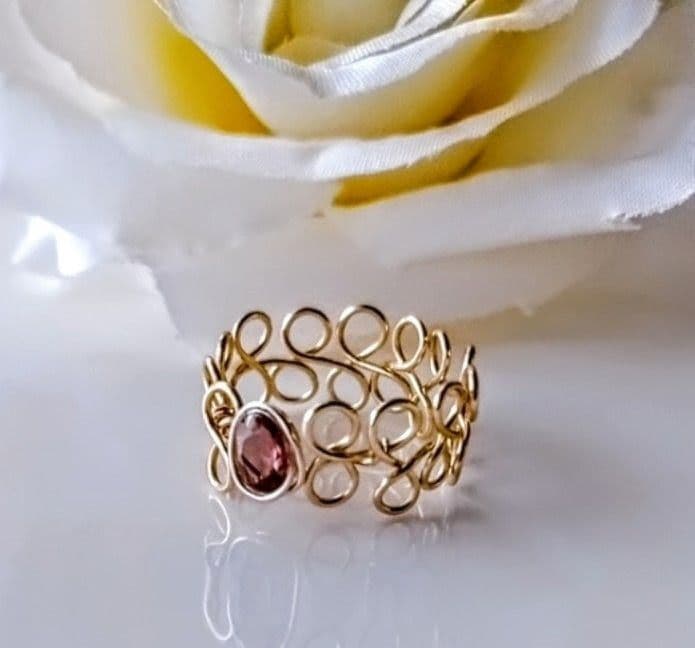 Kgf14 宝石ルース 希少 レッドスピネル ベゼル クラシカル リング