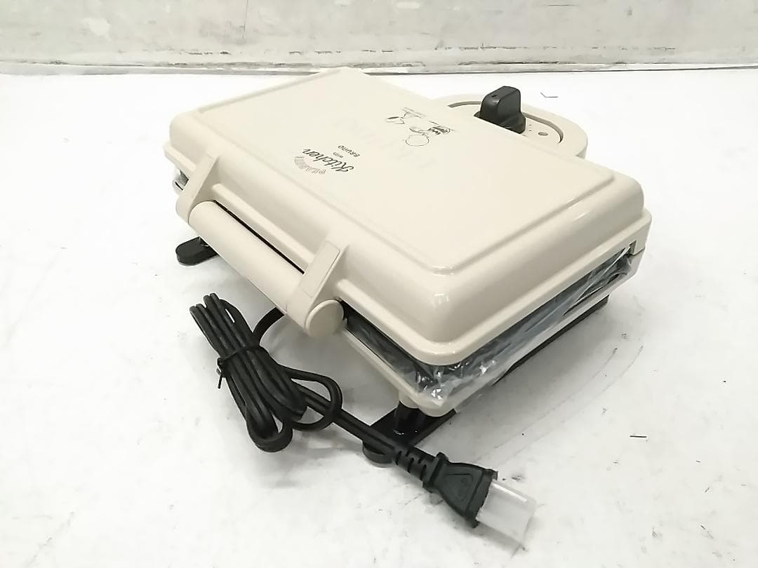 未使用 ブルーノ ホットサンドメーカーダブル BOE069-ECRU ●
