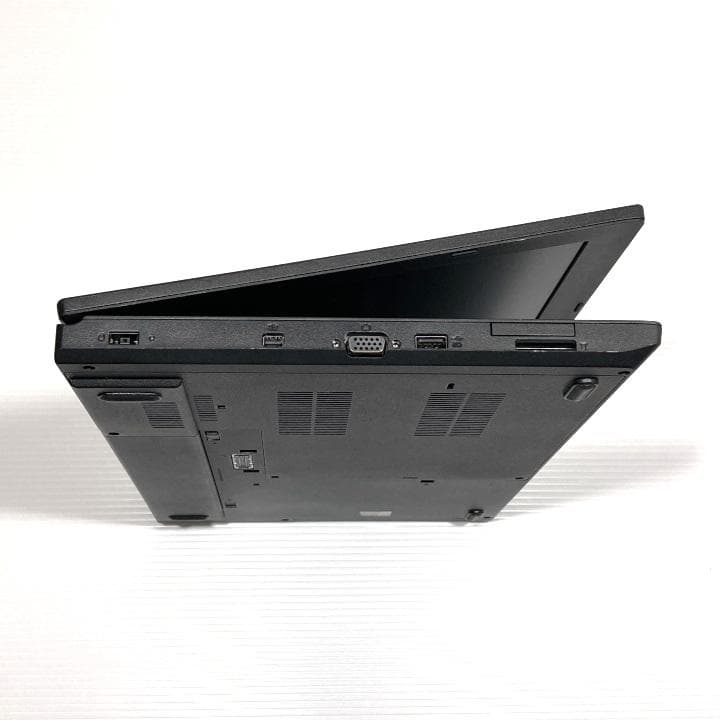 レノボ ノートPC ThinkPad L570【i5/7世代・初期設定済】