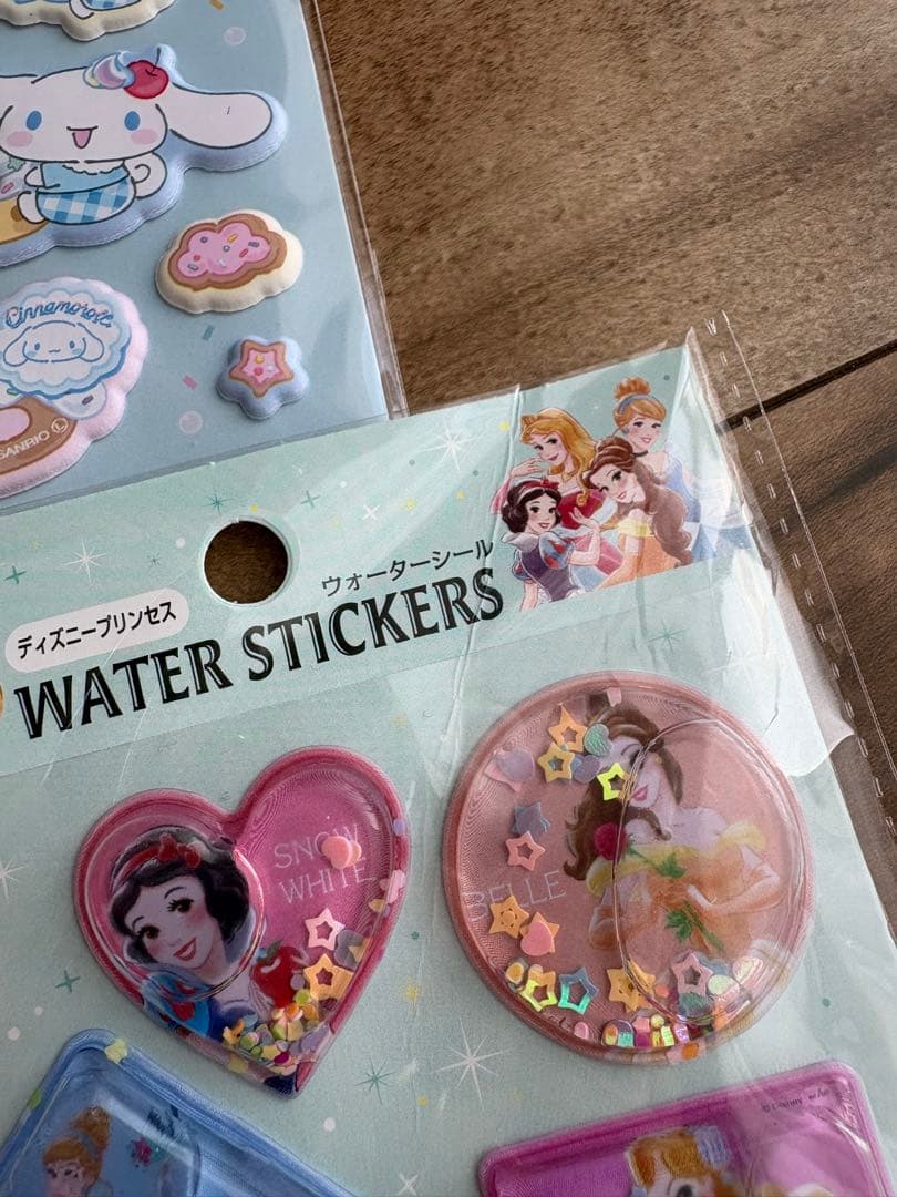 立体シール　ボンボンドロップシール　ダイソー　サンリオ　シール　まとめ売り