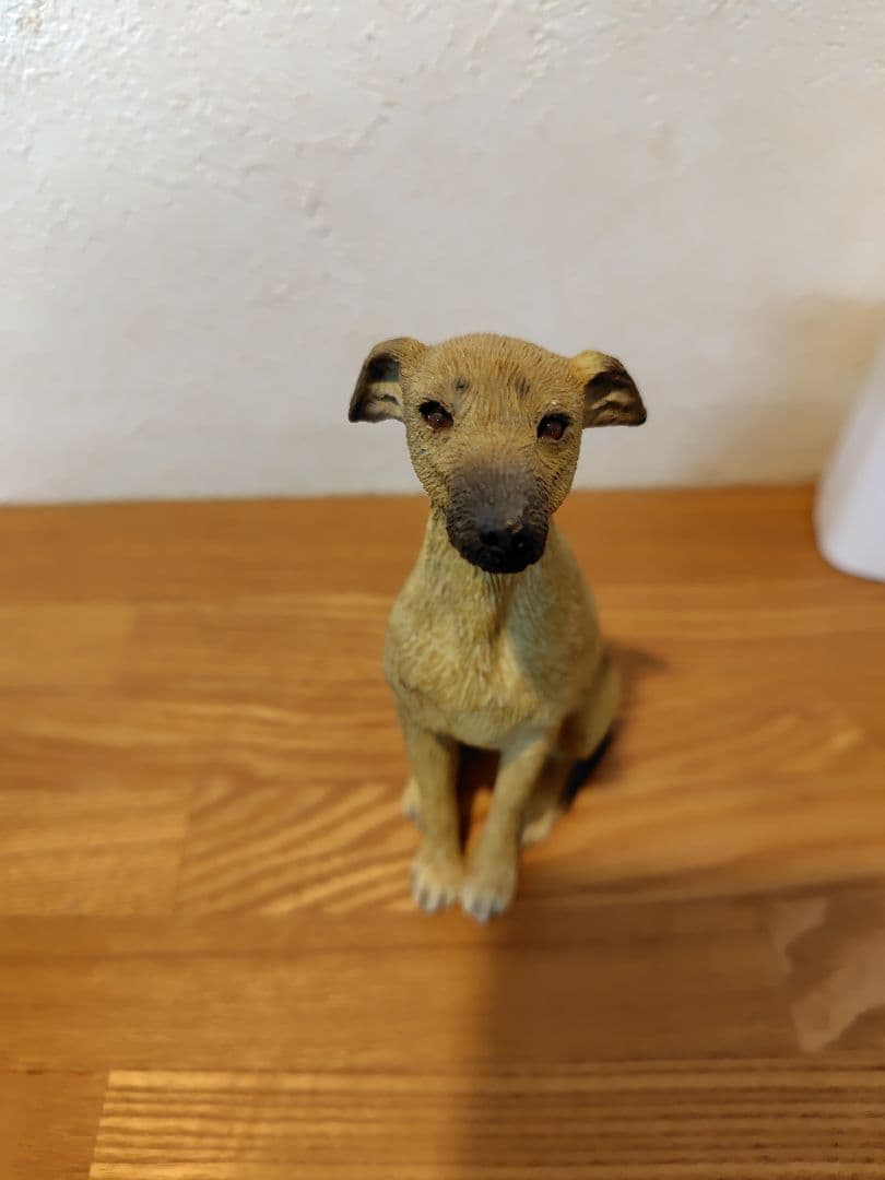 サンディキャスト　グレイハウンド　イタリアングレーハウンド　ウィペット　置物