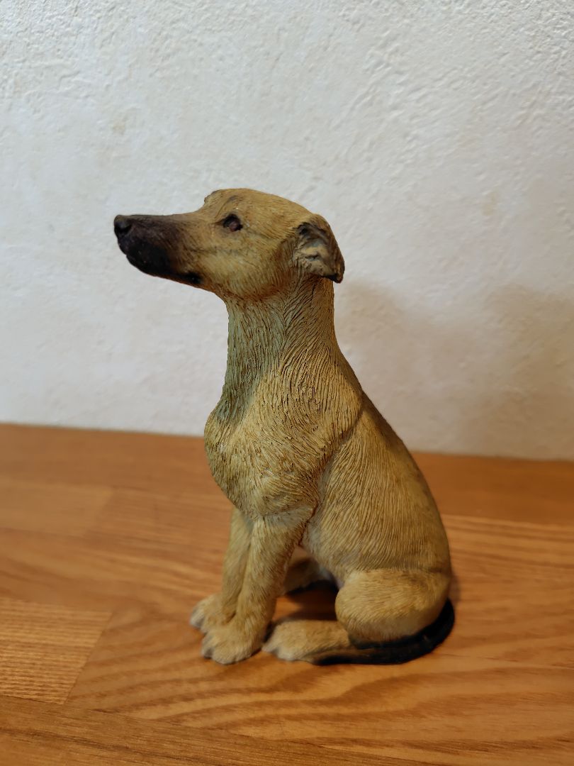 サンディキャスト　グレイハウンド　イタリアングレーハウンド　ウィペット　置物