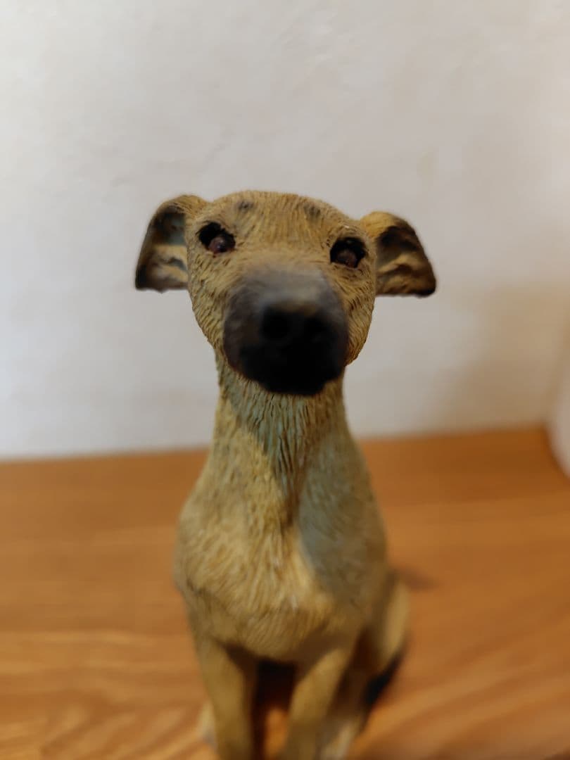 サンディキャスト　グレイハウンド　イタリアングレーハウンド　ウィペット　置物