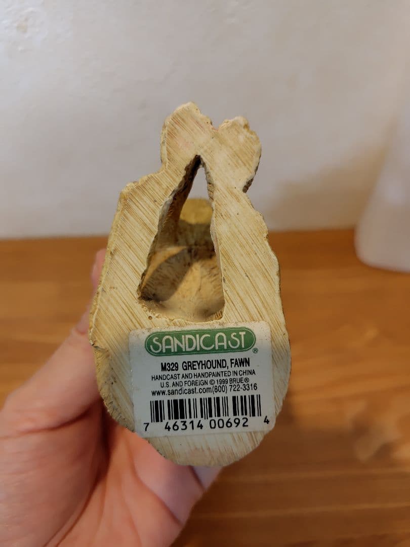 サンディキャスト　グレイハウンド　イタリアングレーハウンド　ウィペット　置物