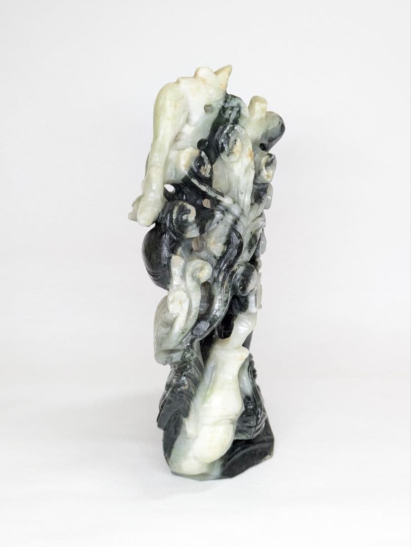 中国美術 玉彫 置物 高さ約18.5cm