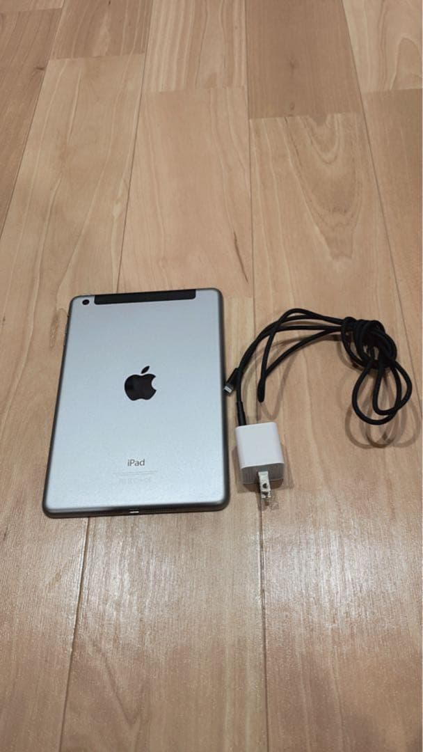 iPad本体 Apple iPad mini 3 :IWT- 16GB