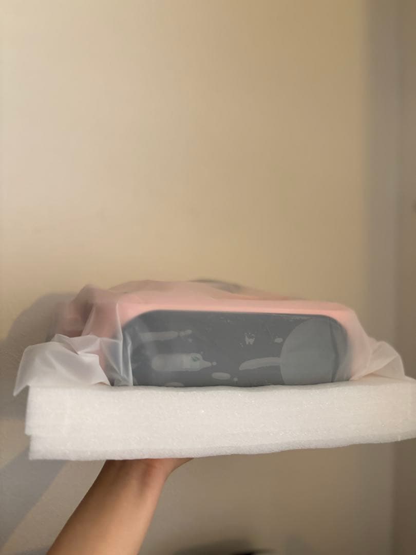 【限定カラーセール】【4K対応】 小型プロジェクター 1200ANSIピンク