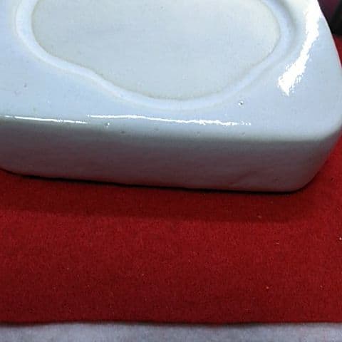 ７９１変わった 白硯 いかがですか 縦13,5cm✕横12cm✕高さ3,5cm