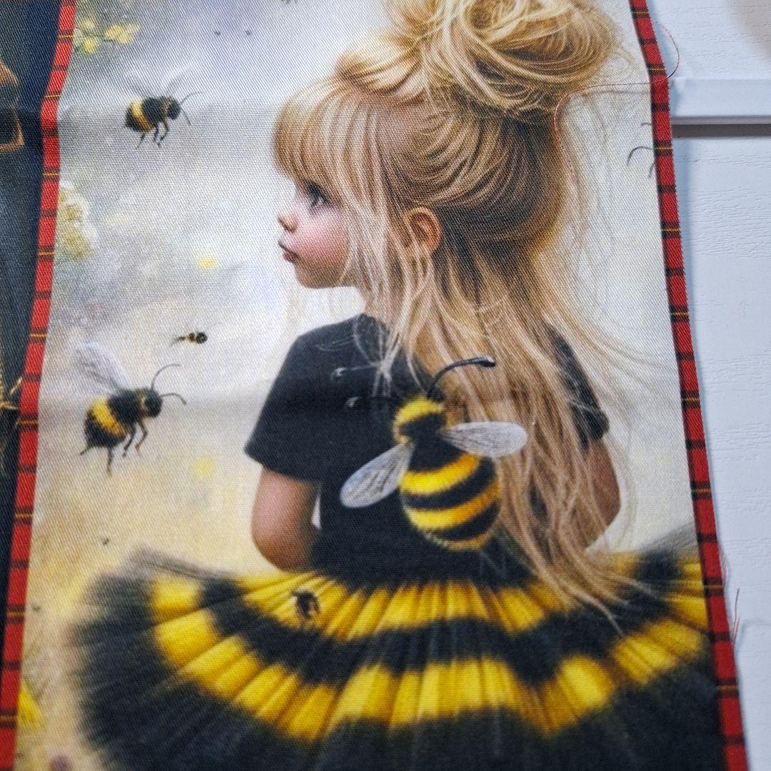 可愛い女の子とお婆ちゃんと犬パネル生地　ハンドメイド