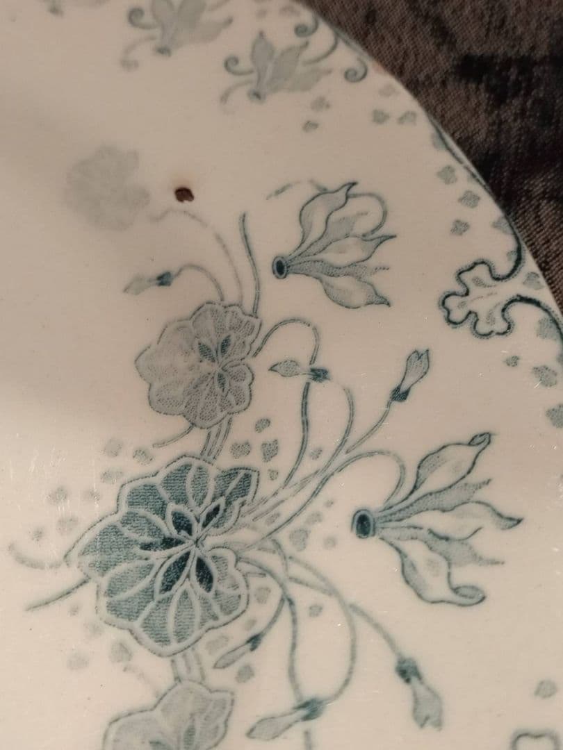 フランスアンティーク　ジョワジール・ロワ　シクラメンのデザートプレート