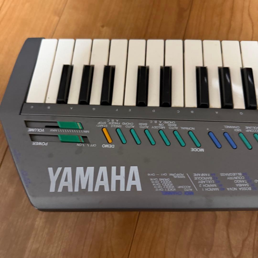 YAMAHA SHS-10 デジタルキーボード　ショルダー　ピアノ