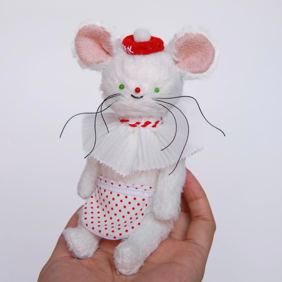 雪ネズミちゃん 鼠 ぬいぐるみ ハンドメイド アーティストベア 海外作家様