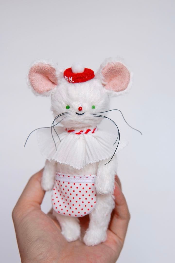 雪ネズミちゃん 鼠 ぬいぐるみ ハンドメイド アーティストベア 海外作家様
