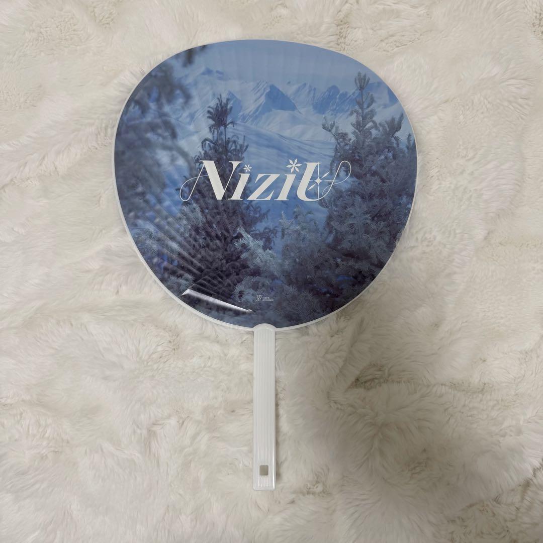 NiziU ペンライト うちわ うちわカバー トレカ等 まゆかセット