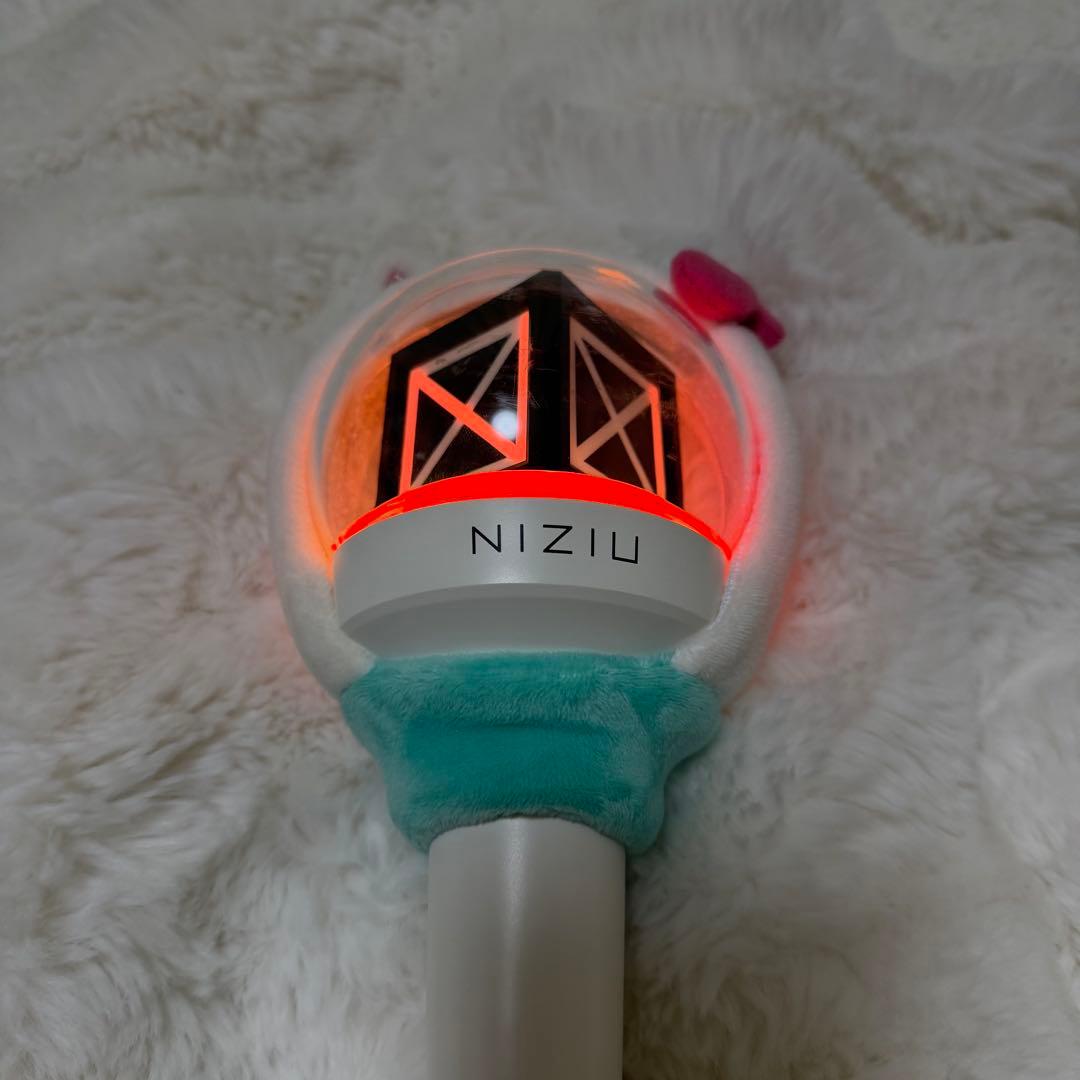 NiziU ペンライト うちわ うちわカバー トレカ等 まゆかセット