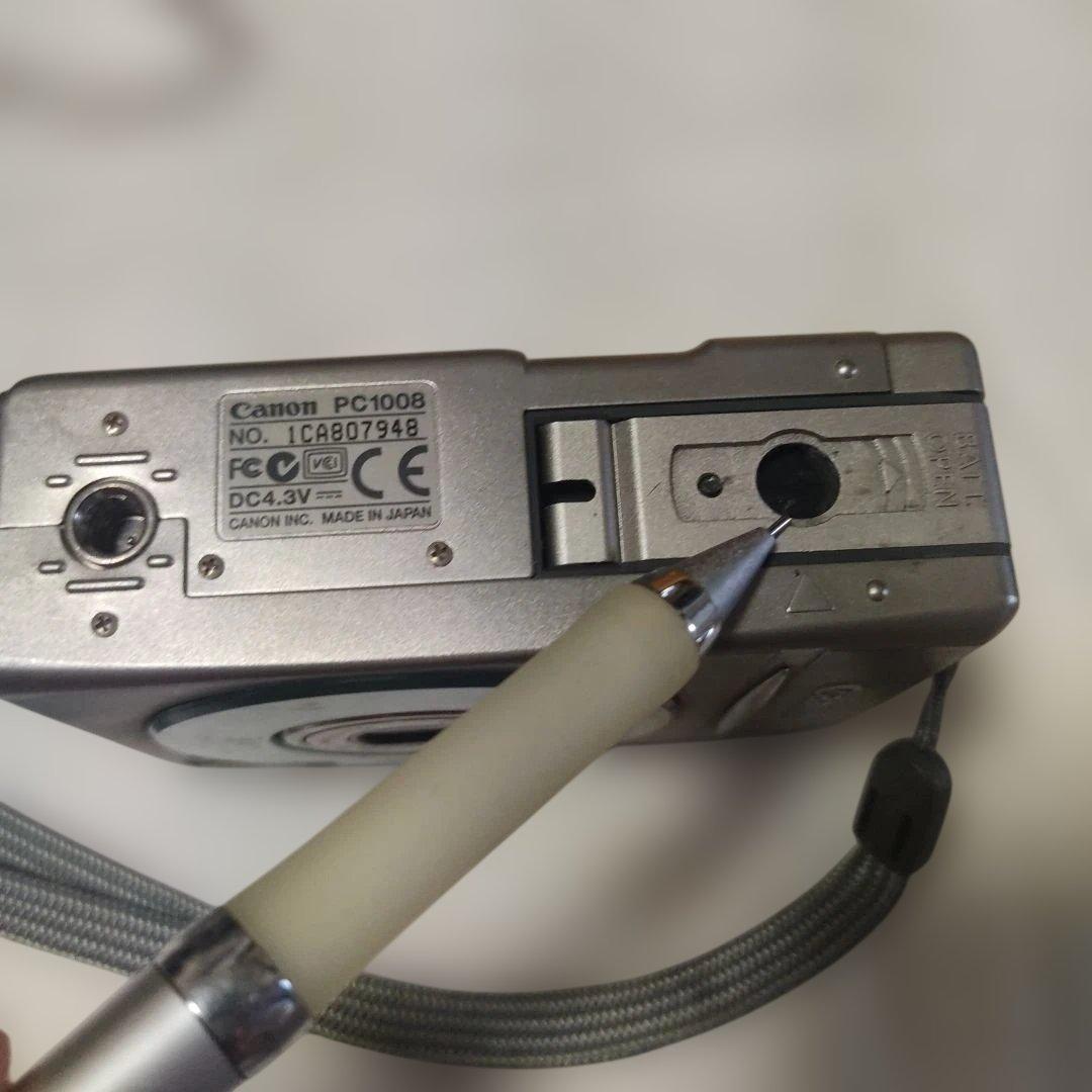 デジタルカメラ。ジャンク品スクラップ。キャノン、オリンパス、カシオ。富士フイルム