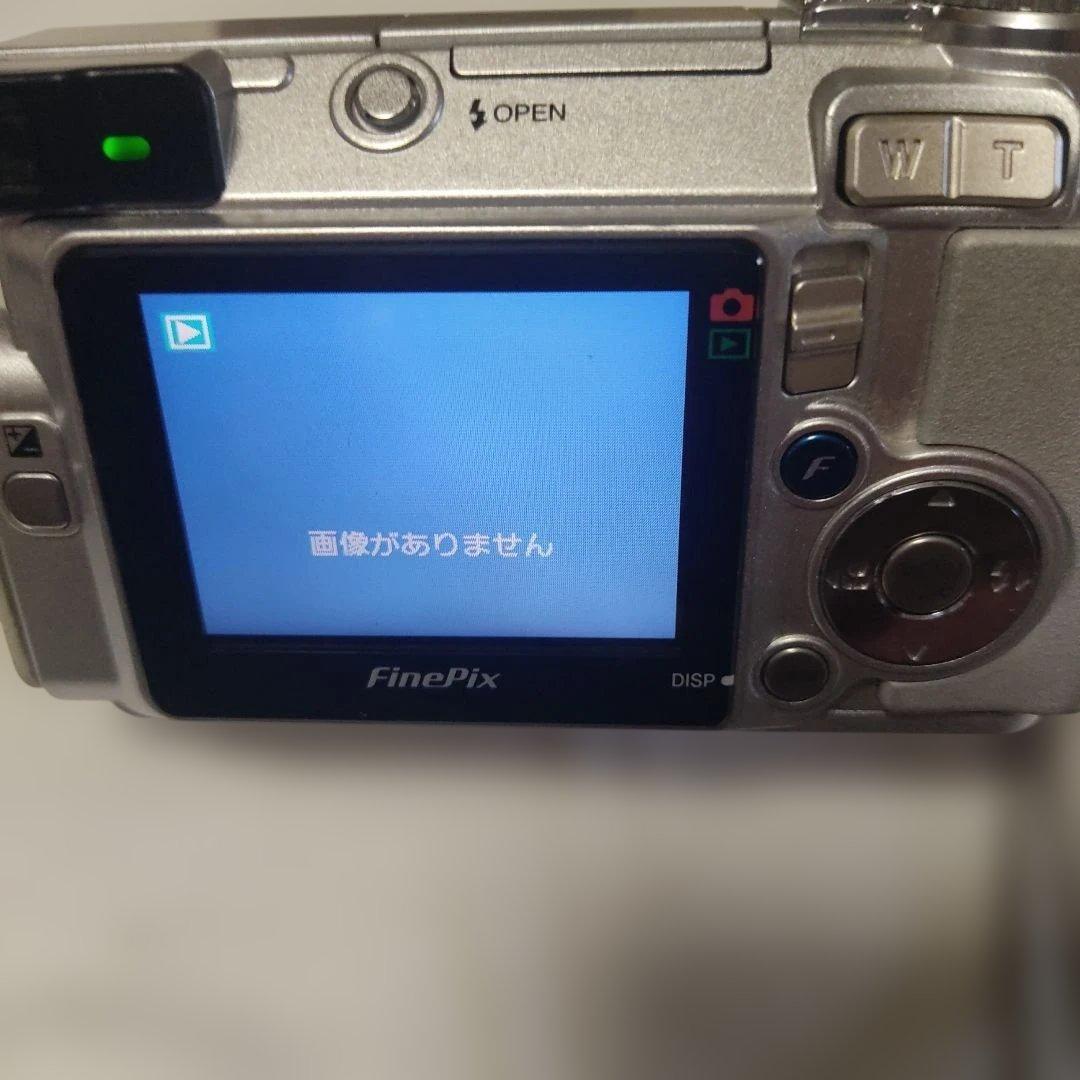 デジタルカメラ。ジャンク品スクラップ。キャノン、オリンパス、カシオ。富士フイルム