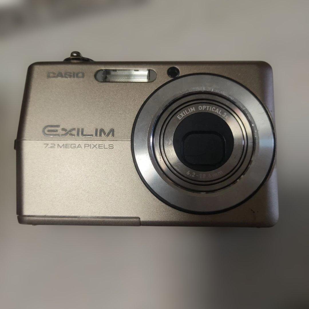 デジタルカメラ。ジャンク品スクラップ。キャノン、オリンパス、カシオ。富士フイルム