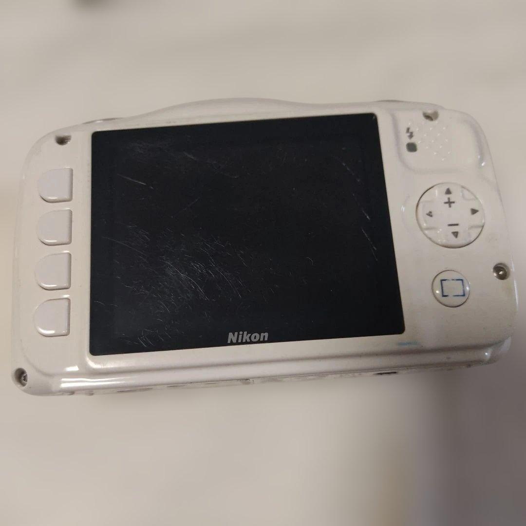 デジタルカメラ。ジャンク品スクラップ。キャノン、オリンパス、カシオ。富士フイルム