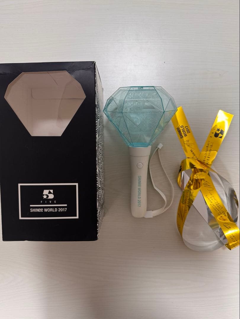 SHINee 公式　ペンライト　まとめ売り　テープ付き