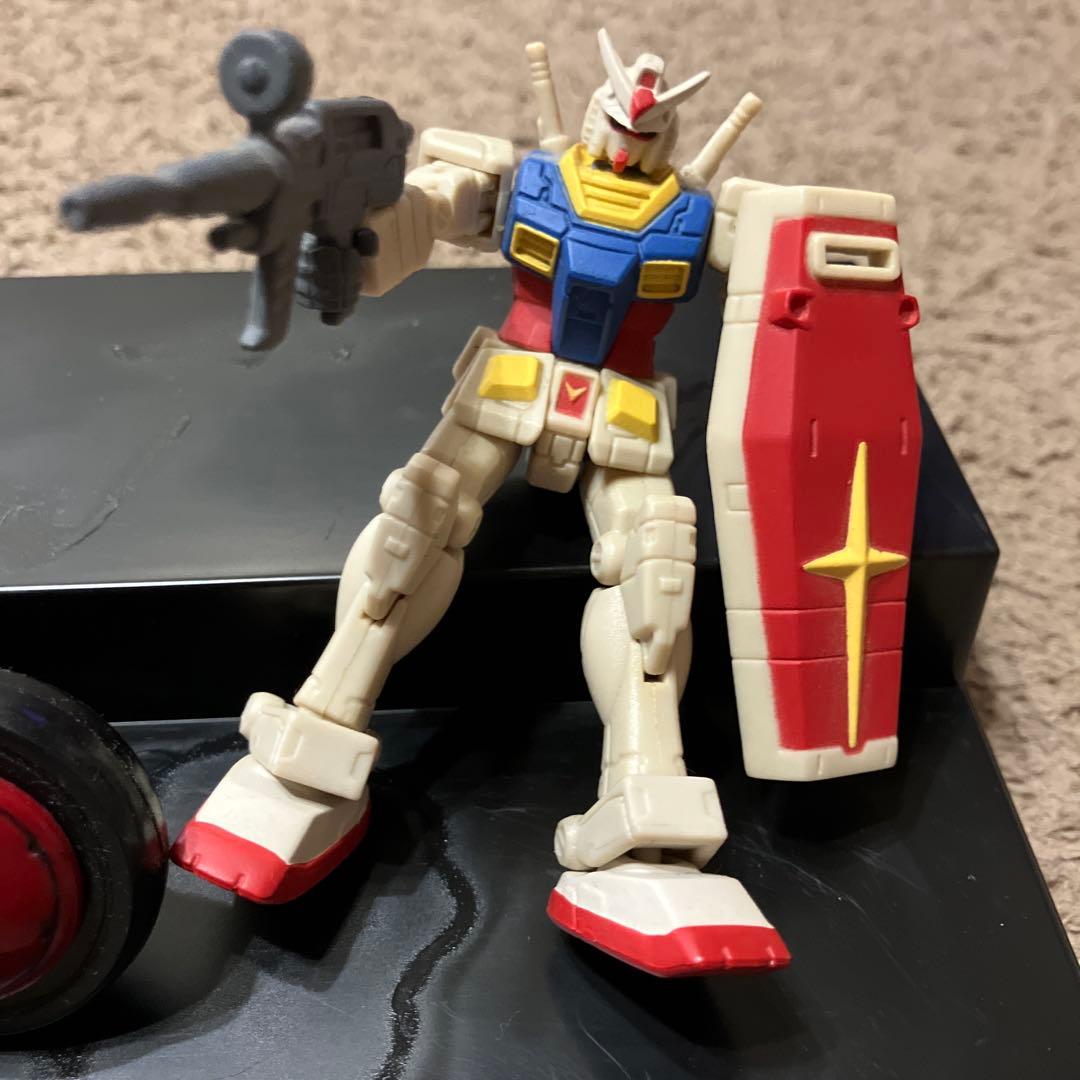 AKIRA 風バイクとガンダム　フィギュア