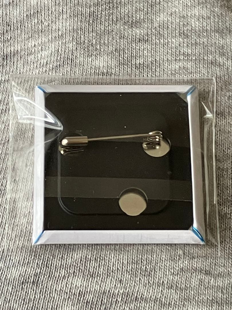 ワールドトリガー葦原大介　ジャンプSQ定期購読者限定　角缶バッジ当選品