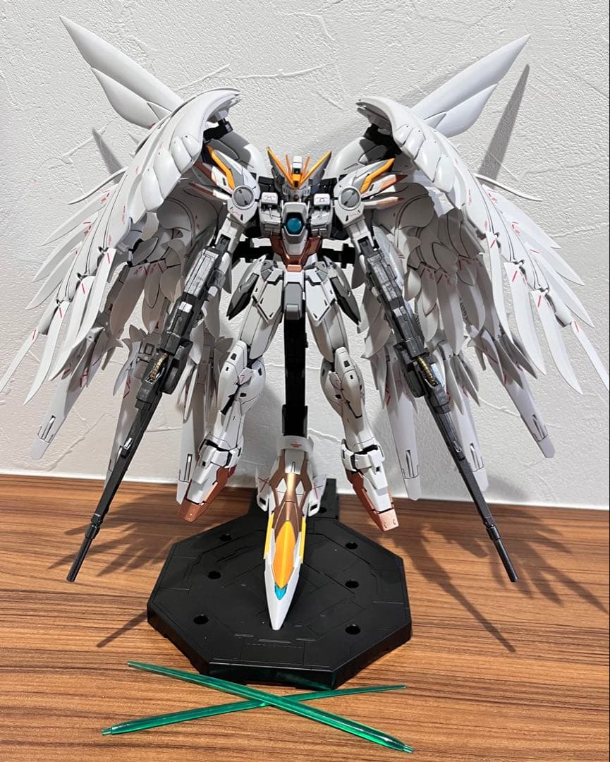 1/100MG ウィングガンダムゼロ EW Ver.Ka スノーホワイト 完成品