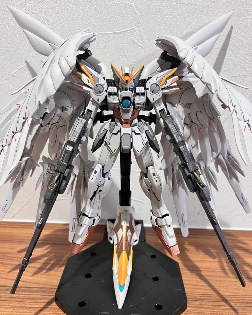 1/100MG ウィングガンダムゼロ EW Ver.Ka スノーホワイト 完成品