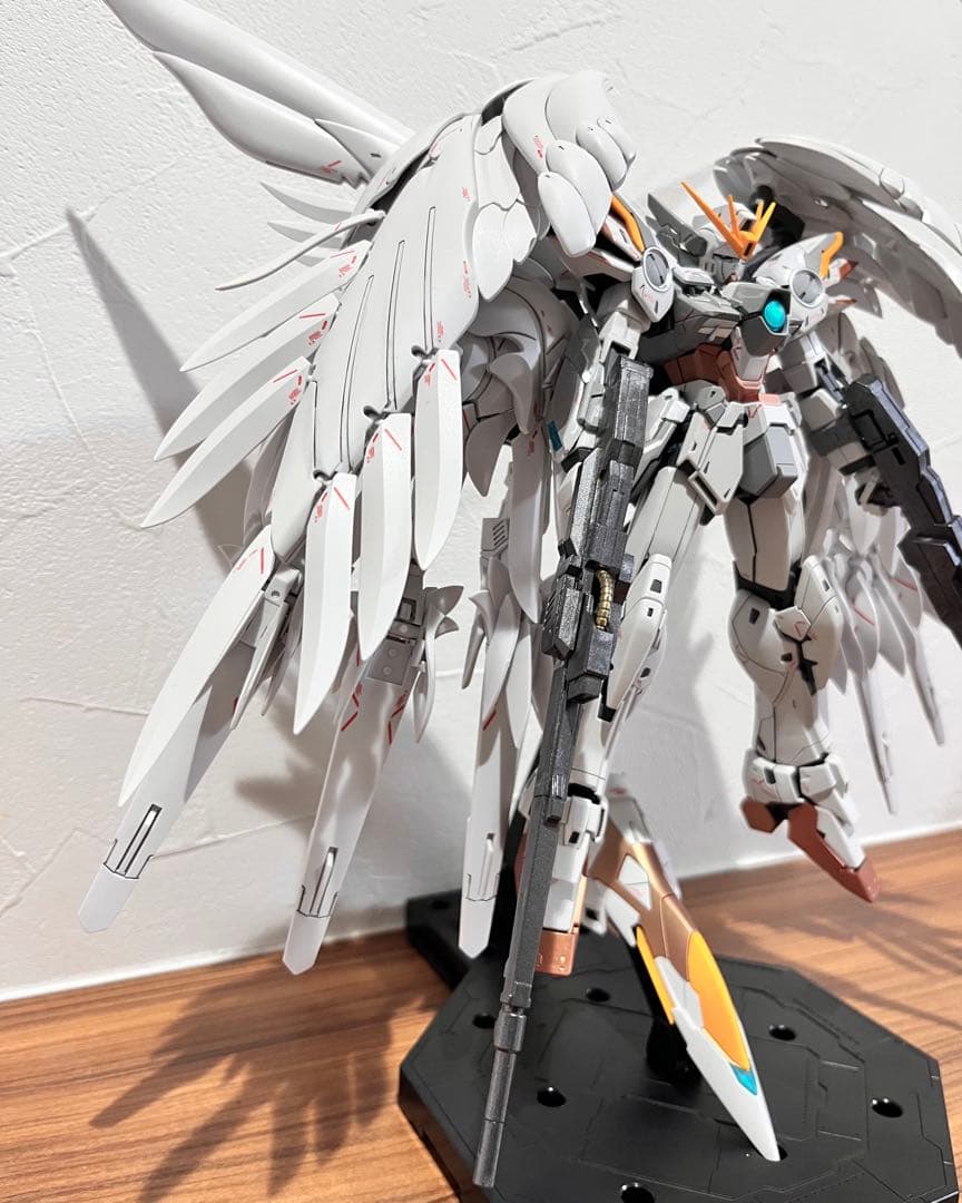 1/100MG ウィングガンダムゼロ EW Ver.Ka スノーホワイト 完成品