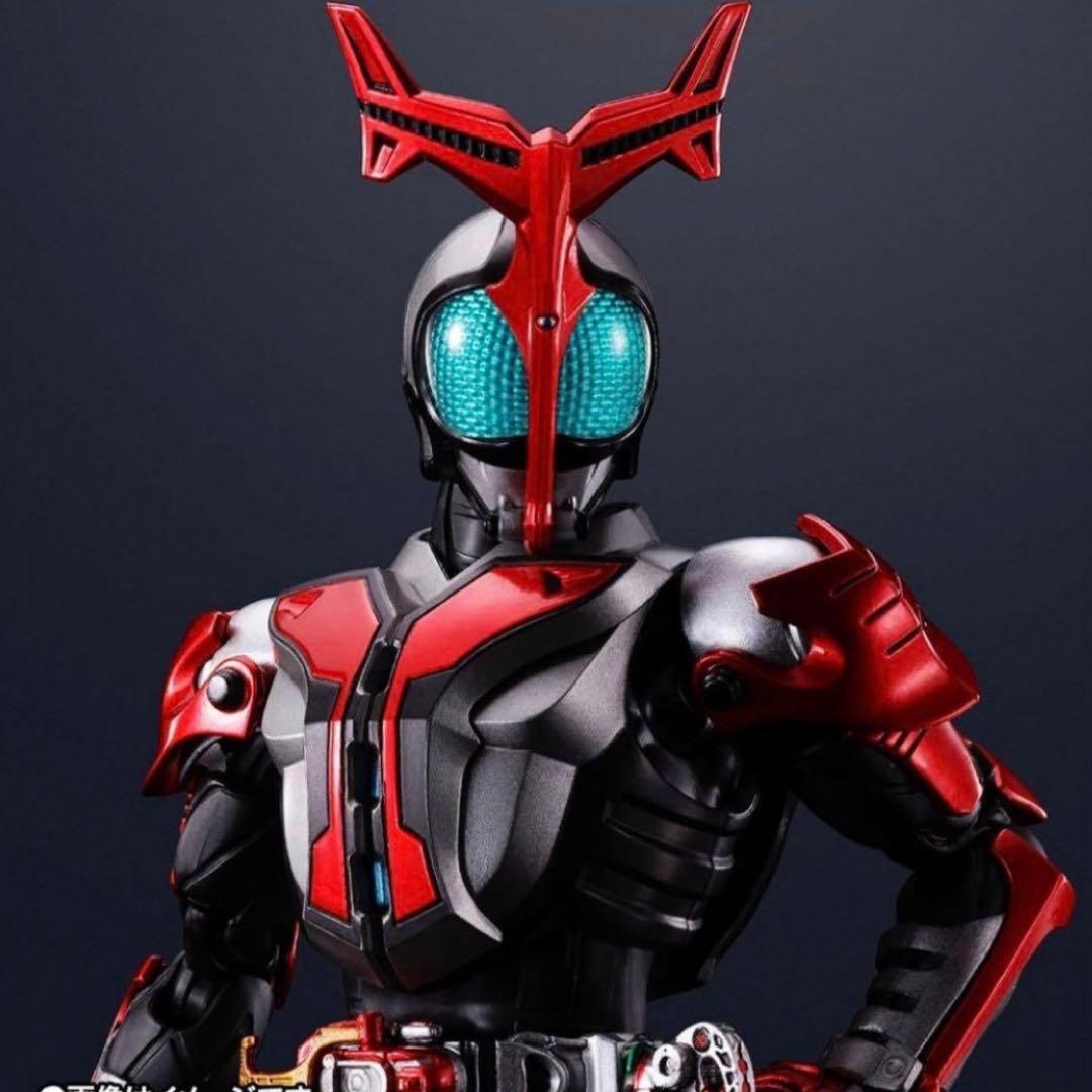 真骨彫　仮面ライダーカブト　ハイパーフォーム　　ハイパーカブト