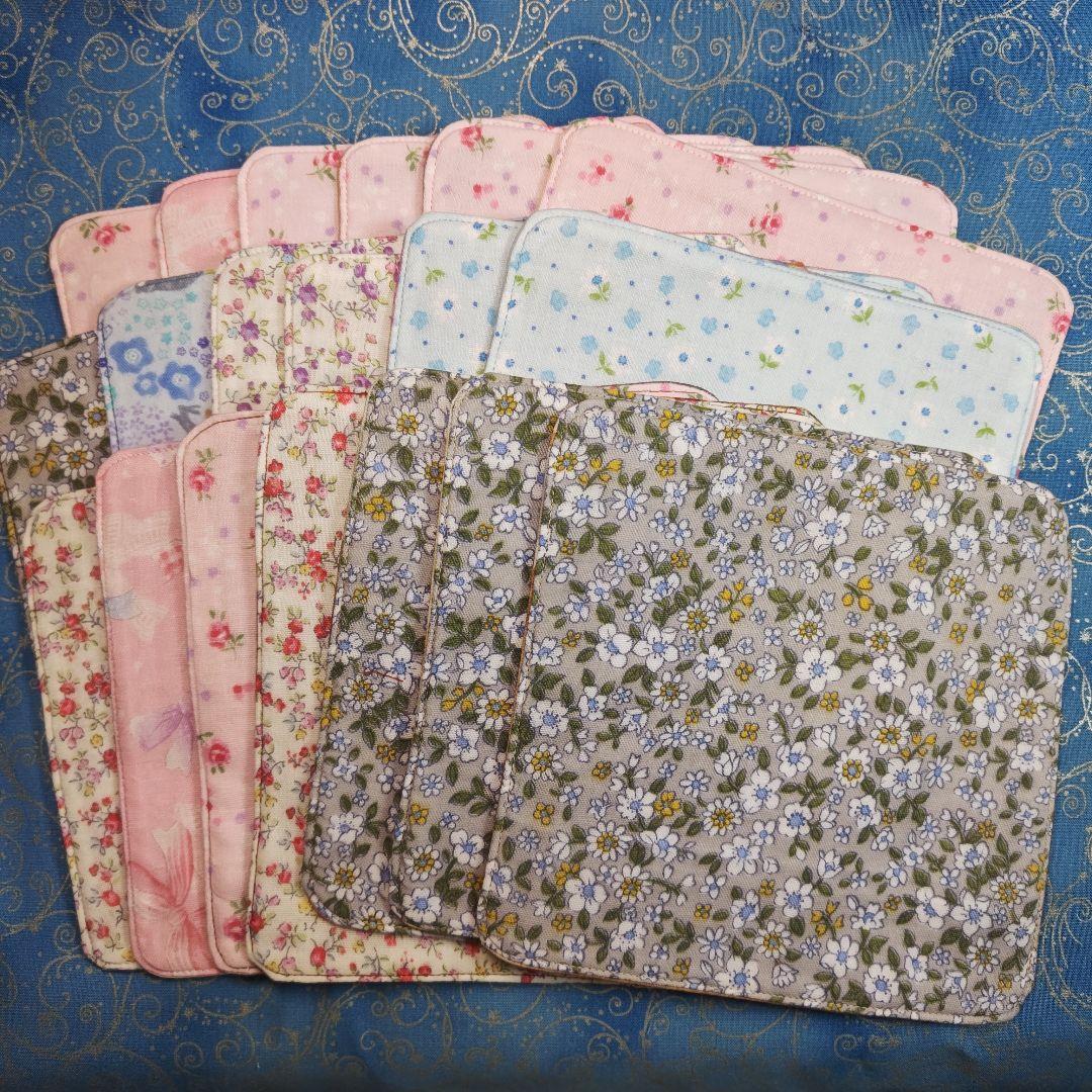 Youretia 　4重ハンカチ　ポメラニアンちゃん柄18枚+1枚