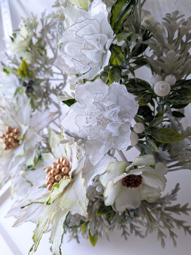 ポインセチアのリース　　　　　アメリカンフラワー　（ディップフラワー）