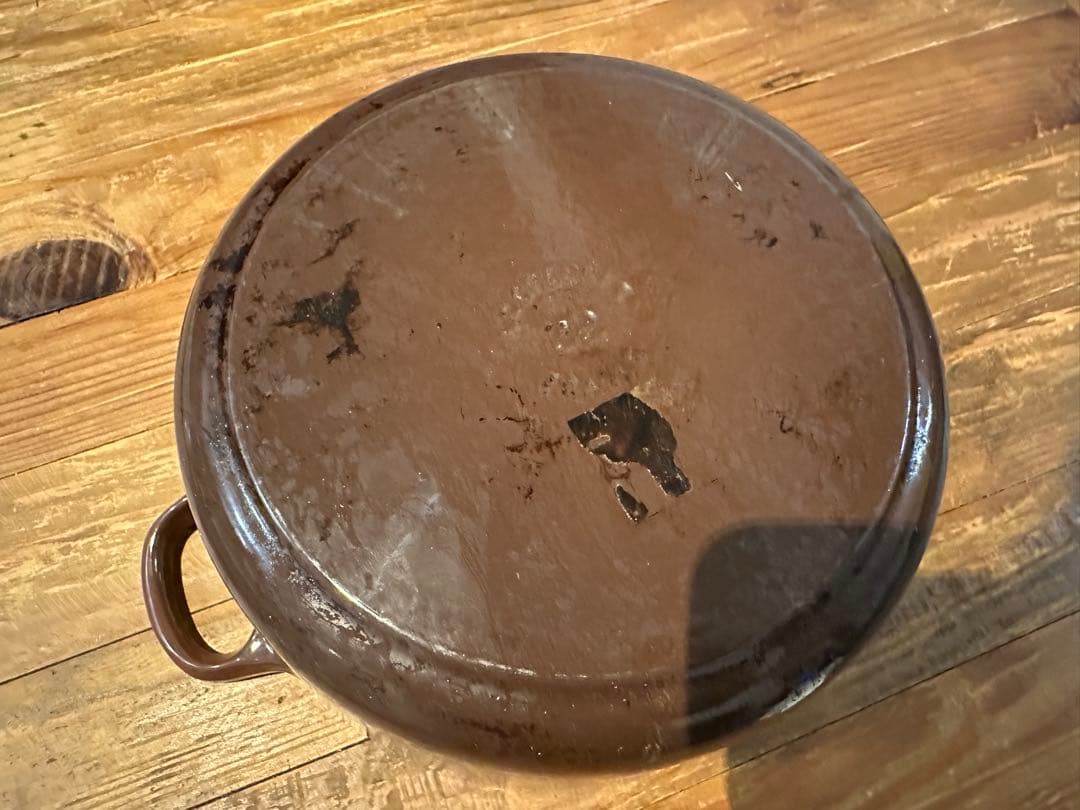 Le creuset ル・クルーゼ ココット・ロンド 22cm ブラウン