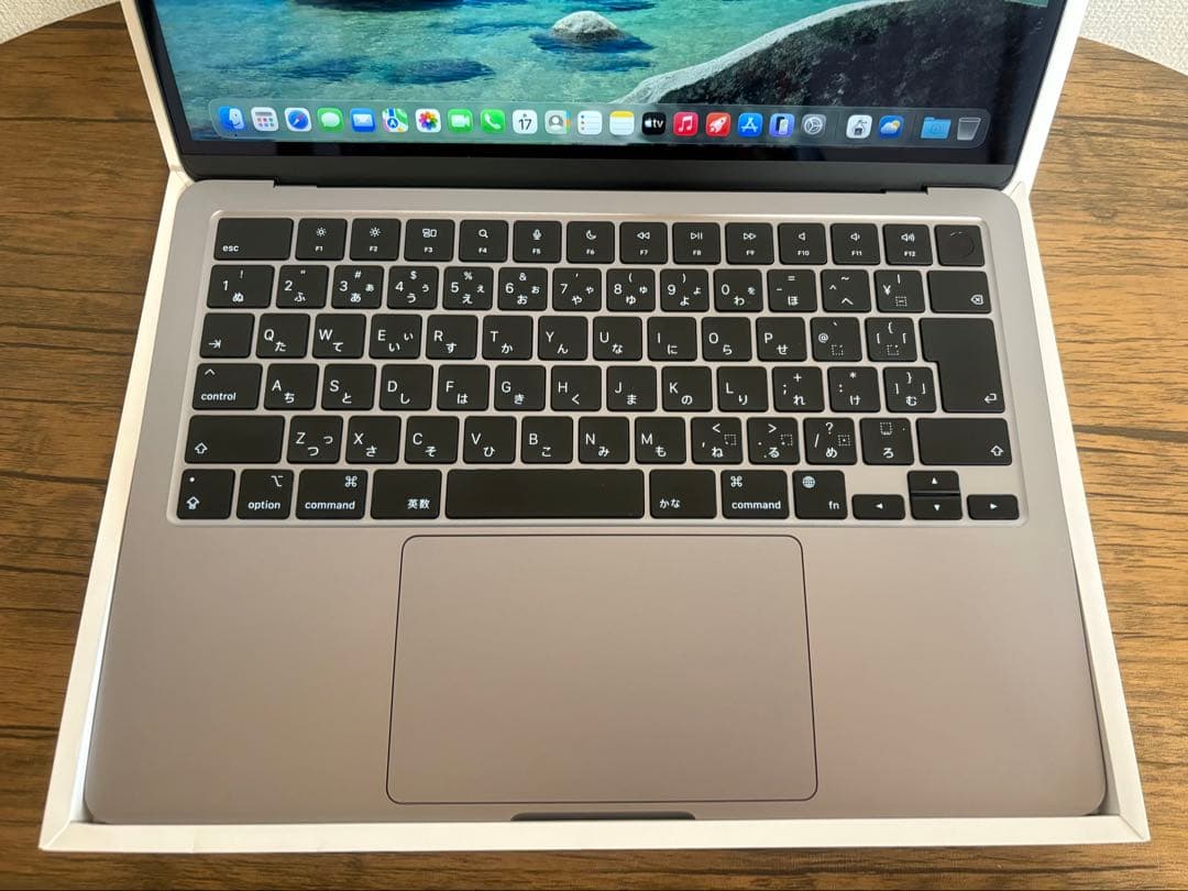 MacBook Air M3 メモリ16GB/SSD256GB 13インチ