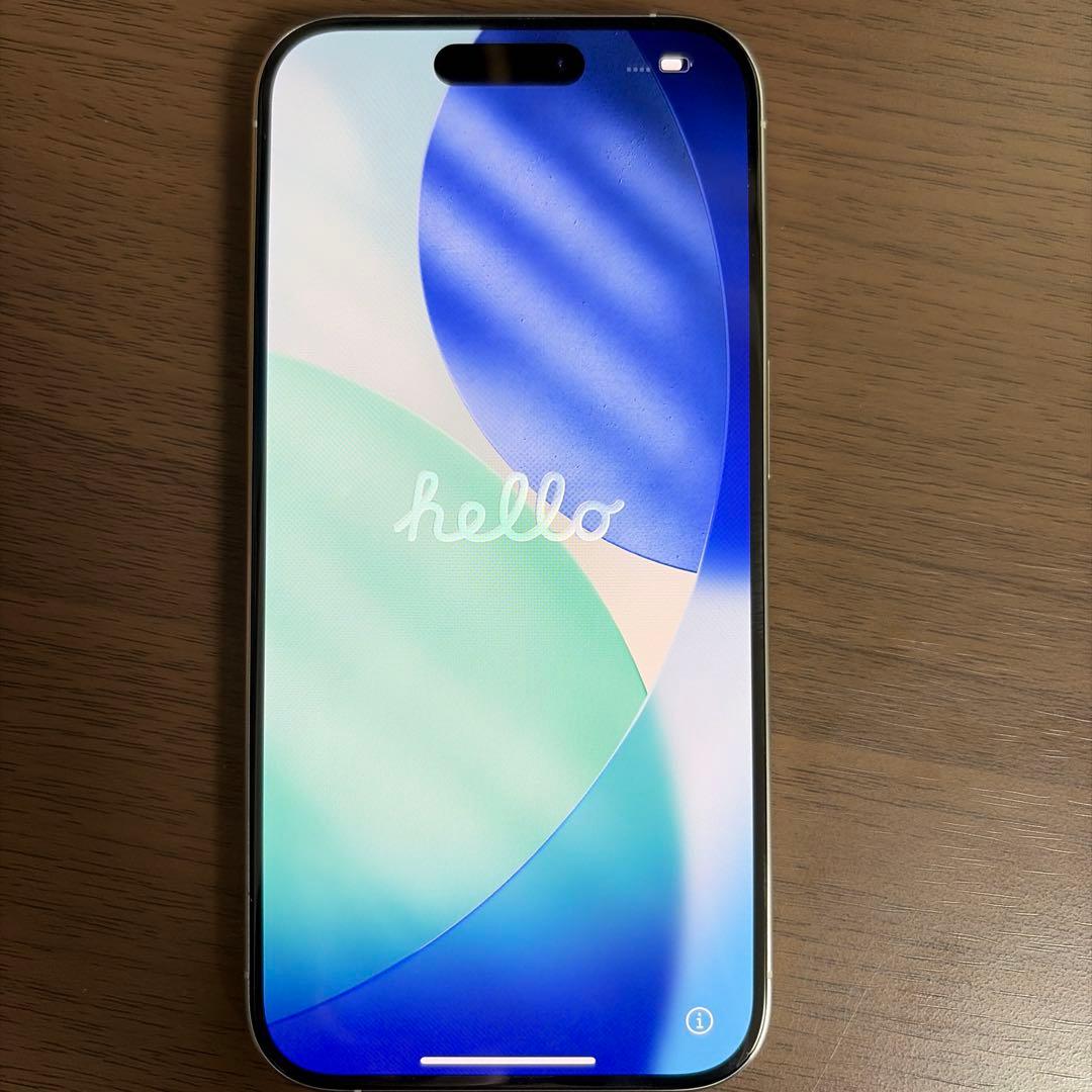 iPhone 15pro ホワイトチタニウム128GB