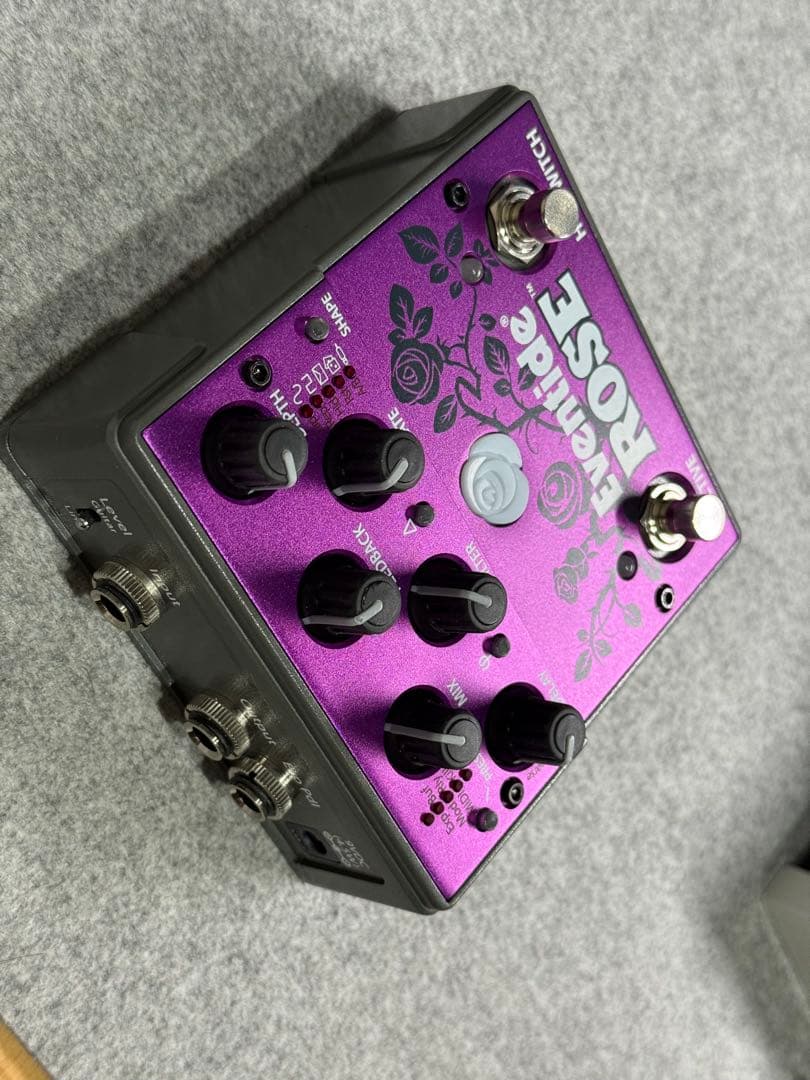 Eventide ROSE Modulated Delay ギターエフェクター