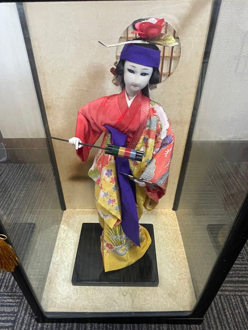 【ガラスケース入り 沖縄人形 和装人形】