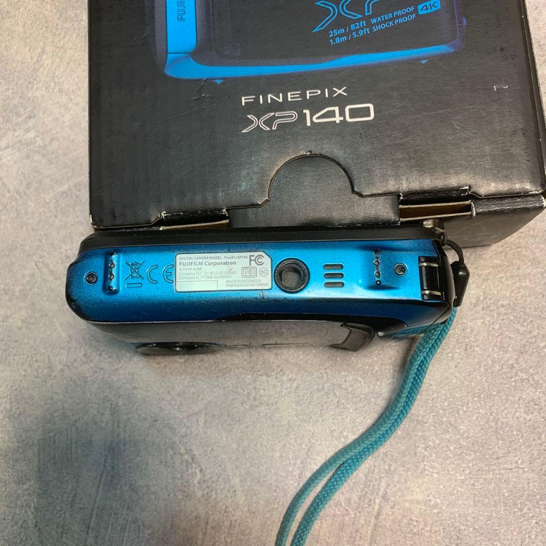 K377 FUJIFILM FINEPIX XP140 コンパクトデジタルカメラ