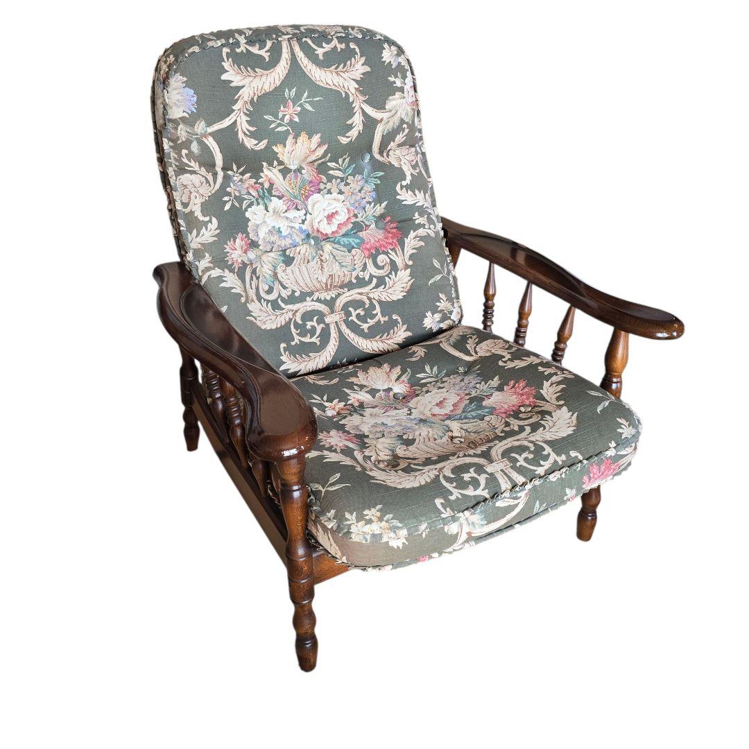 送料無料カリモク　コロニアル　リクライニング　アームチェア