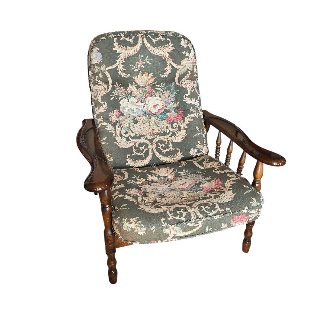 送料無料カリモク　コロニアル　リクライニング　アームチェア