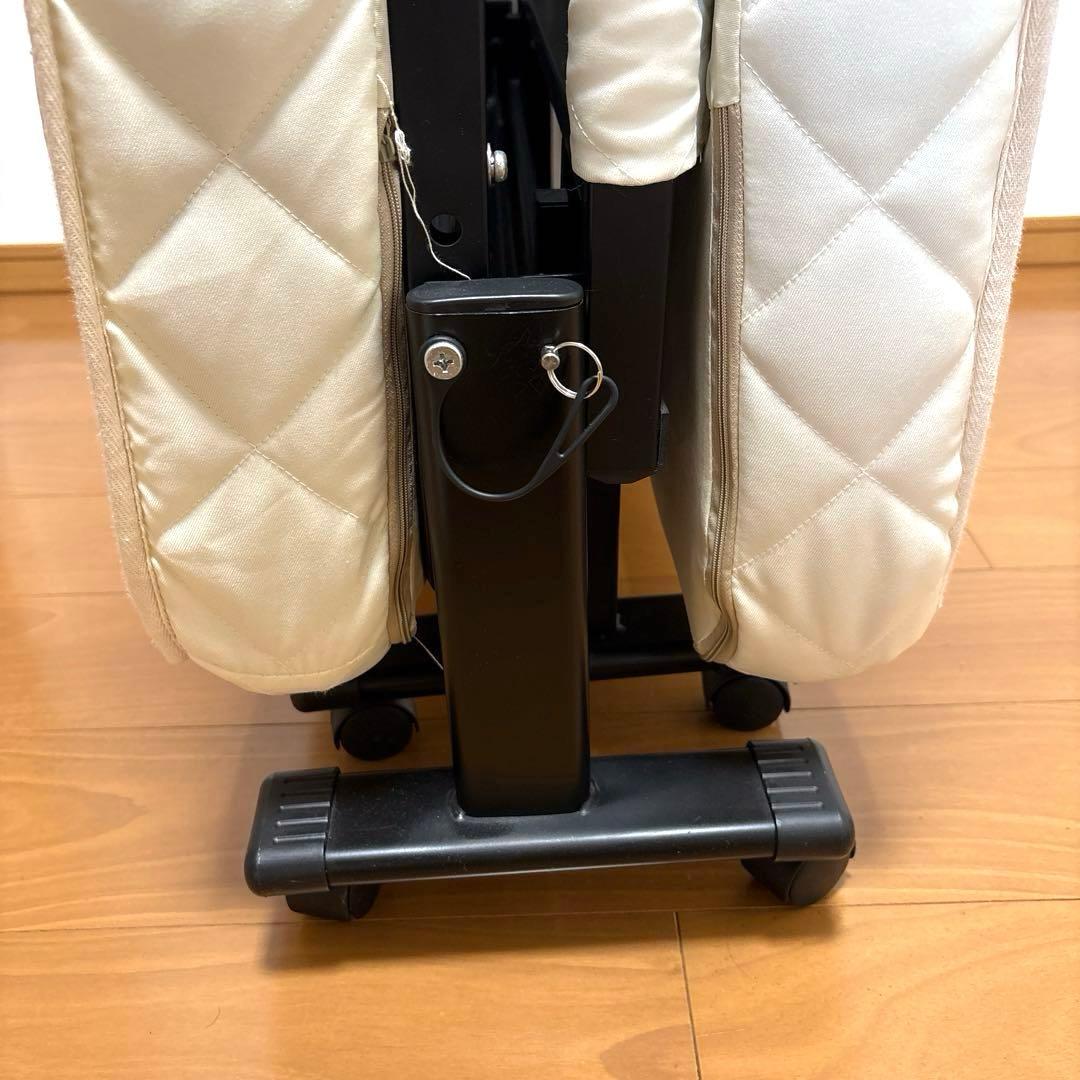 マットレス付き　折りたたみ簡易ベッド