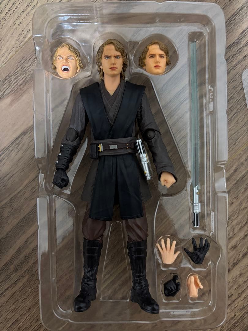 SHフィギュアーツ　スターウォーズEP3 アナキン・スカイウォーカー