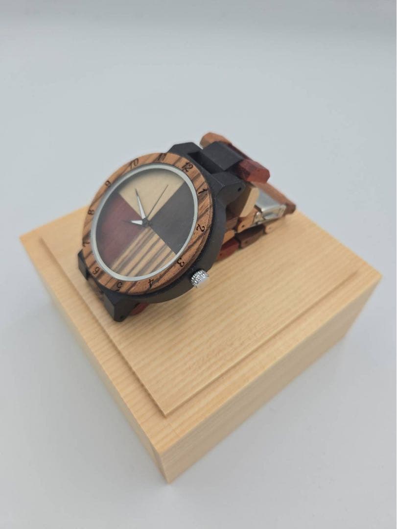 木製 幾何学模様 腕時計