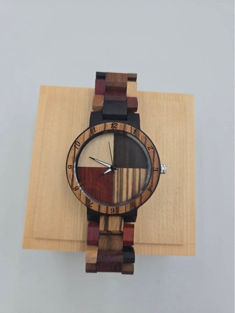 木製 幾何学模様 腕時計