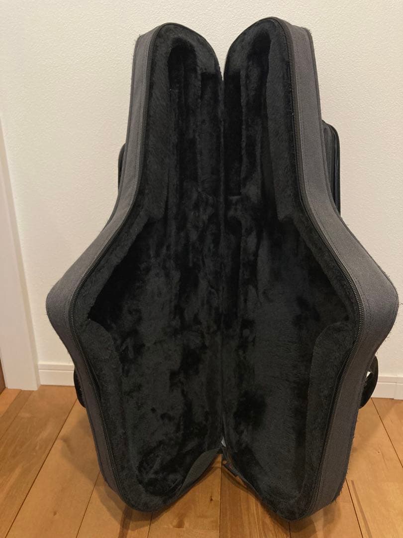 【めいるめ様】GATOR （ゲイター） 軽量 テナーサックス セミハードケース