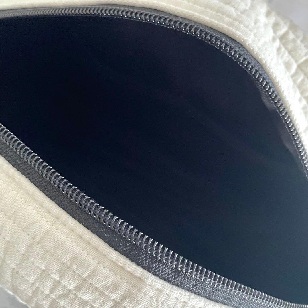 ボストンバッグ ヌビバッグ　アイボリー　ハート刺繍　ハンドメイド