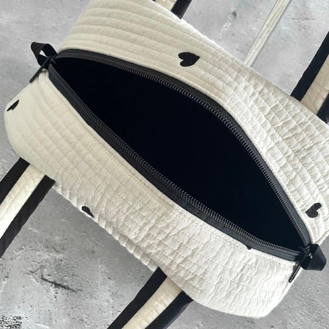 ボストンバッグ ヌビバッグ　アイボリー　ハート刺繍　ハンドメイド