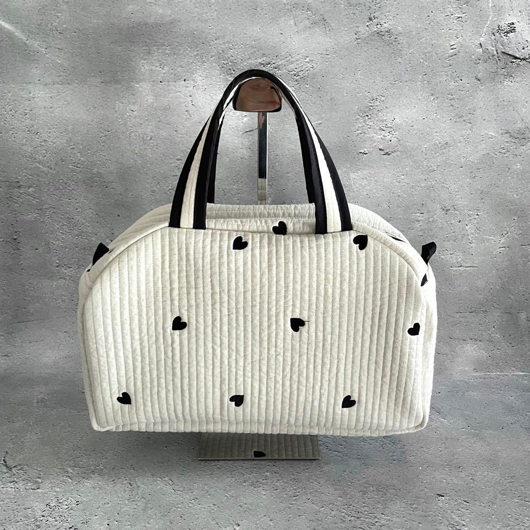 ボストンバッグ ヌビバッグ　アイボリー　ハート刺繍　ハンドメイド